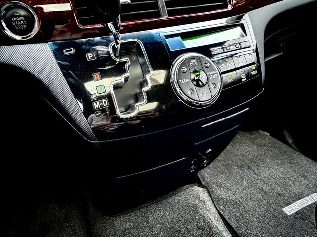 TOYOTA豐田 PREVIA  第6張相片
