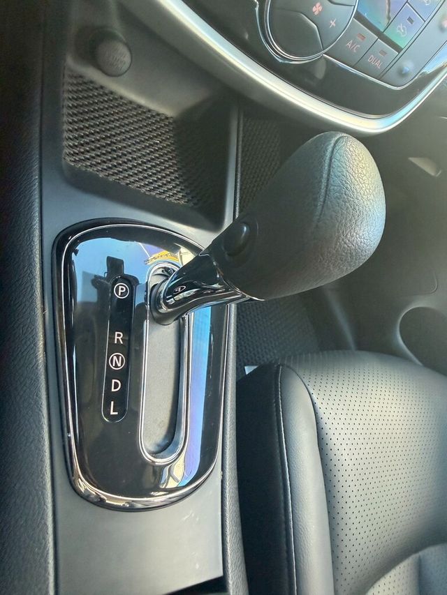 NISSAN日產 TIIDA  第5張相片