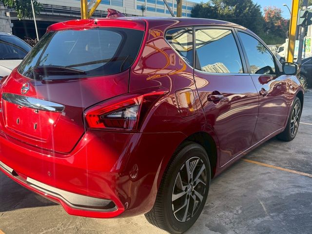 NISSAN日產 TIIDA  第10張相片