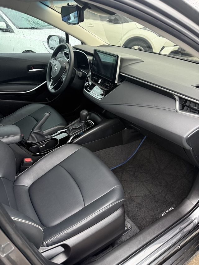 TOYOTA豐田 COROLLA ALTIS HYBRID  第3張相片