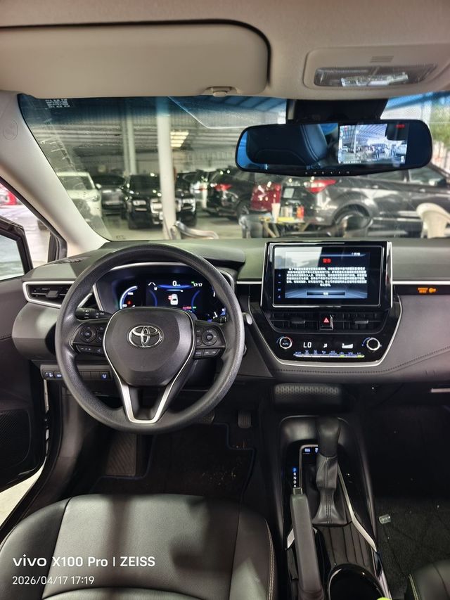 TOYOTA豐田 COROLLA ALTIS HYBRID  第4張相片