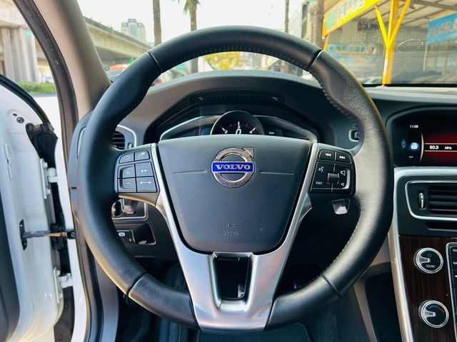 VOLVO富豪 V60 CROSS COUNTRY  第4張相片