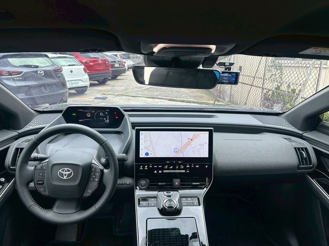 TOYOTA豐田 BZ4X  第5張相片