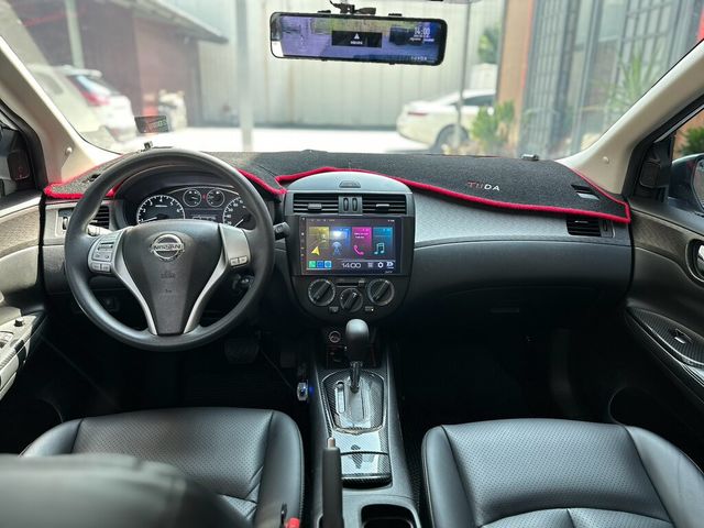 NISSAN日產 TIIDA  第7張相片