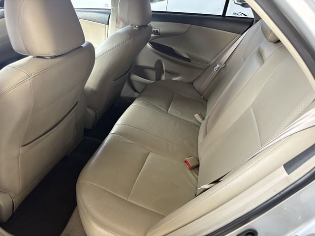 TOYOTA豐田 ALTIS  第11張相片