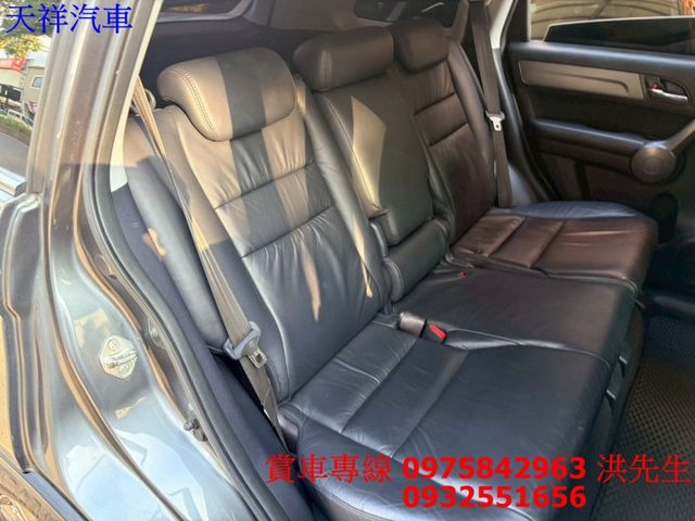 便宜4WD休旅 車內空間大 可全貸 喜歡電話洽詢天祥汽車 0975-842963。現正優惠中  第15張相片