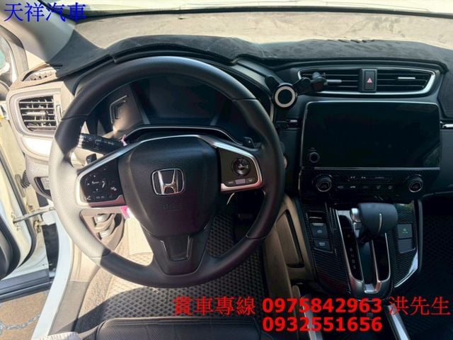 I-KEY 摸門 ACC跟車 車道偏離 自動煞車 原廠螢幕 倒車影像 喜歡電話洽詢天祥汽車 0975-842963。  第5張相片