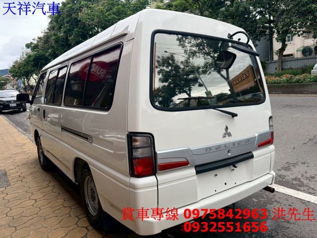 8人座 工作賺錢好幫手 可認證保固 車況極佳 可全貸 喜歡電話洽詢天祥汽車 0975-842963。  第13張相片