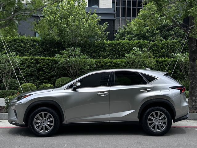 LEXUS凌志 NX200  第2張相片
