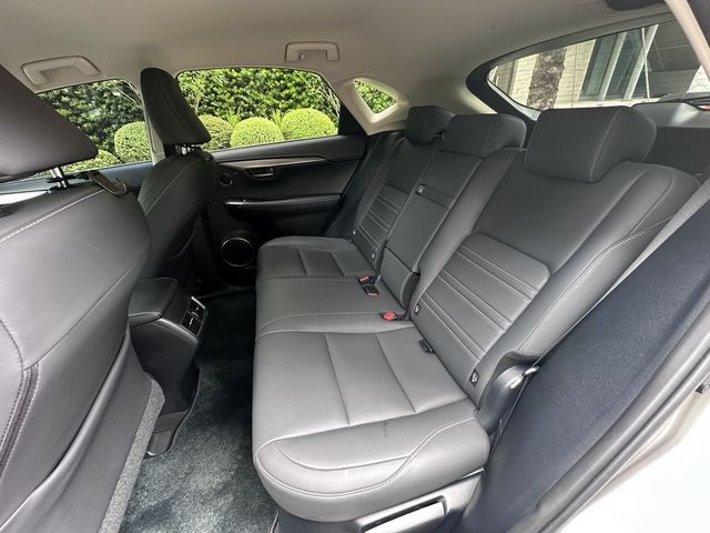 LEXUS凌志 NX200  第13張相片