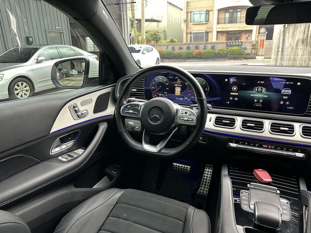 M-BENZ賓士 GLE300D  第10張相片