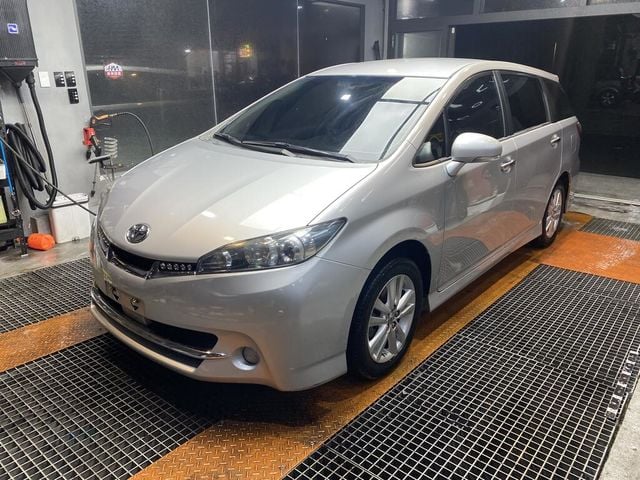 TOYOTA豐田 WISH  第1張相片