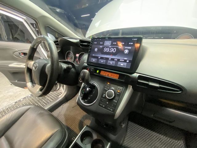 TOYOTA豐田 WISH  第12張相片