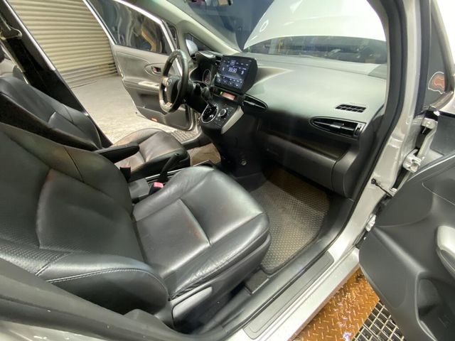 TOYOTA豐田 WISH  第13張相片