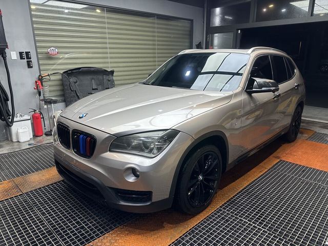 BMW寶馬 X1  第1張相片