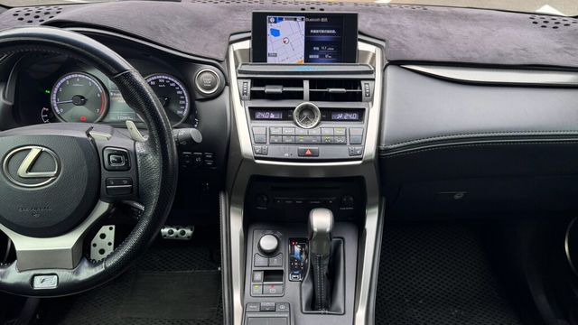 LEXUS凌志 NX200T  第9張相片