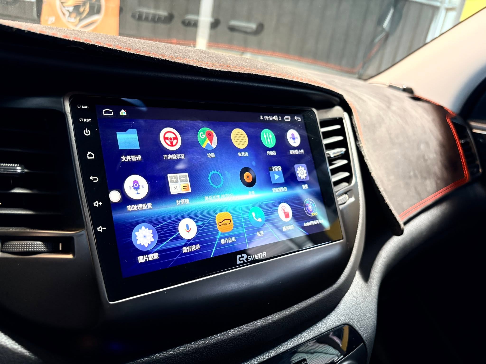 原漆 原廠保養 升級安卓機/CarPlay/盲點偵測 實跑11.8萬 免KEY/摸門/電動椅/恆溫/定速  第2張相片