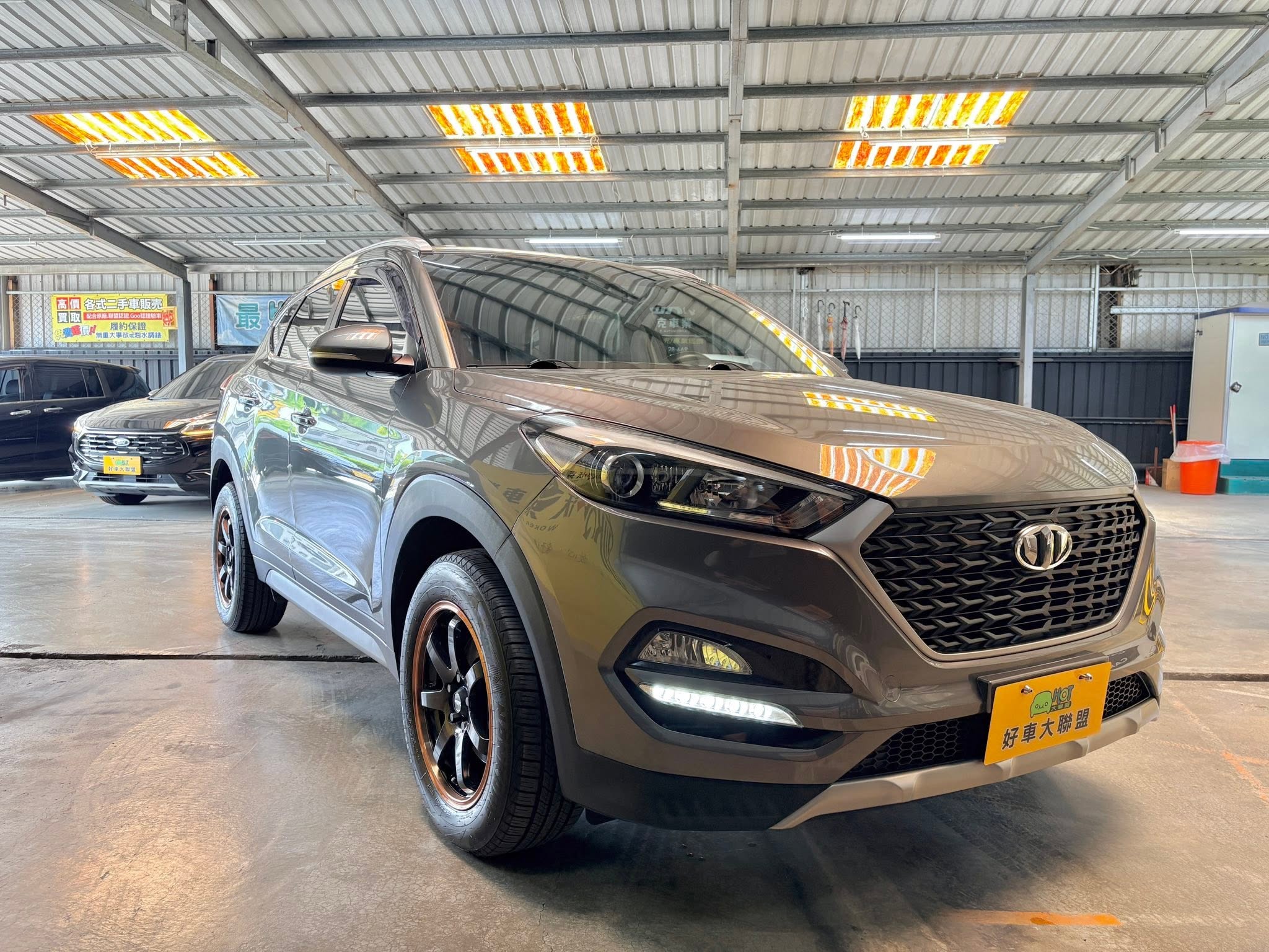 原漆 原廠保養 升級安卓機/CarPlay/盲點偵測 實跑11.8萬 免KEY/摸門/電動椅/恆溫/定速  第16張相片