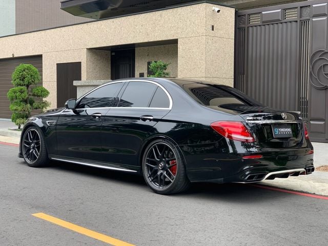 M-BENZ賓士 E63 S AMG  第4張相片