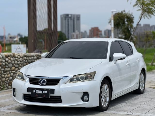 LEXUS凌志 CT200H  第1張相片
