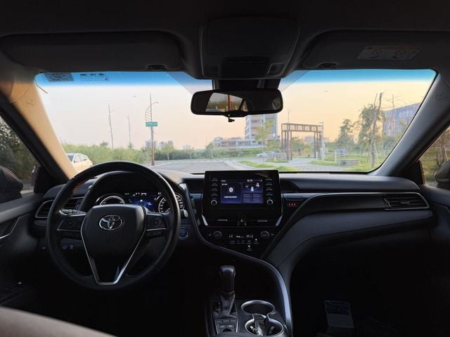 TOYOTA豐田 CAMRY HYBRID  第7張相片