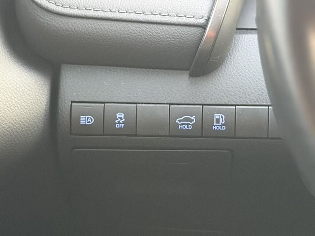 TOYOTA豐田 CAMRY HYBRID  第12張相片