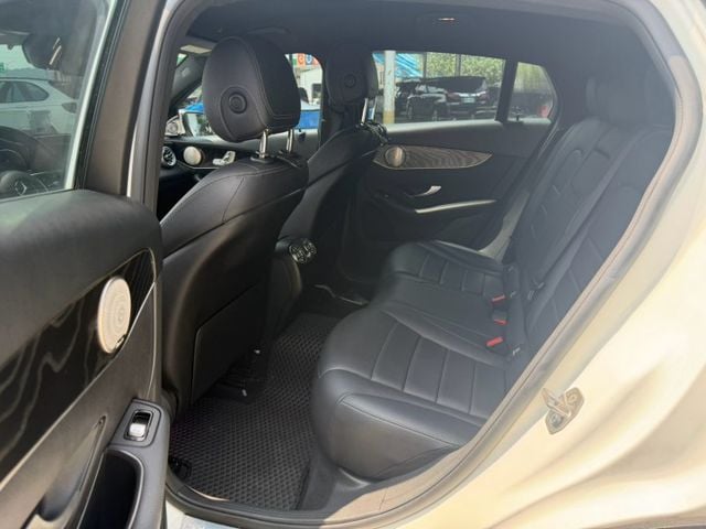 GLC-CLASS COUPE  第11張相片