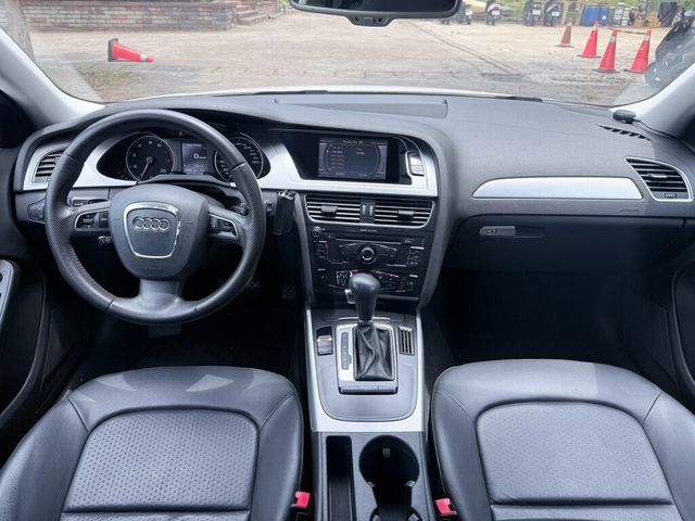 AUDI奧迪 A4 AVANT  第9張相片