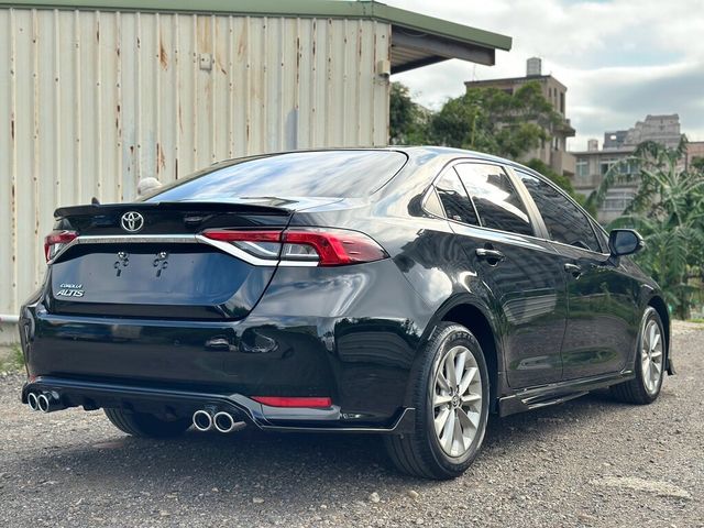TOYOTA豐田 ALTIS  第2張相片