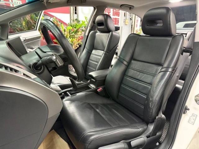 『CIVIC VTI-S版』『｜電動天窗｜影音安卓機｜Apple Carplay｜倒車顯影｜換檔撥片｜電折後視鏡｜  第7張相片