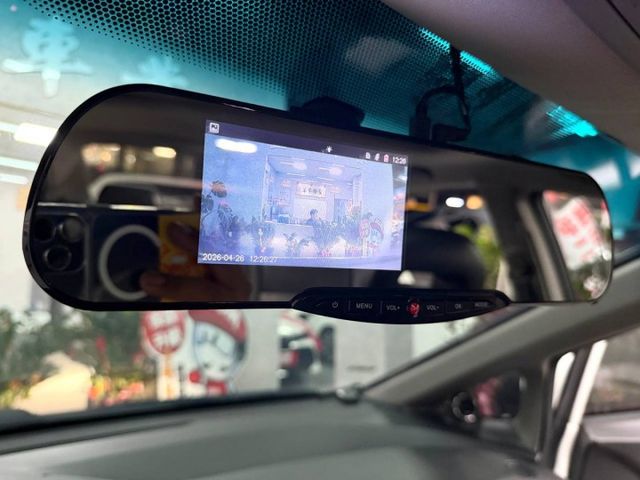 『CIVIC VTI-S版』『｜電動天窗｜影音安卓機｜Apple Carplay｜倒車顯影｜換檔撥片｜電折後視鏡｜  第14張相片