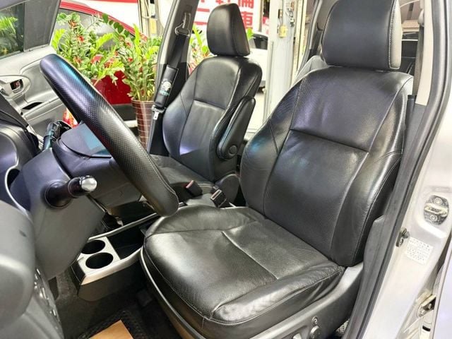 『WISH E版』｜免鑰匙｜摸門解鎖｜定速巡航｜循跡防滑｜影音安卓機｜Apple Carplay｜恆溫空調  第7張相片