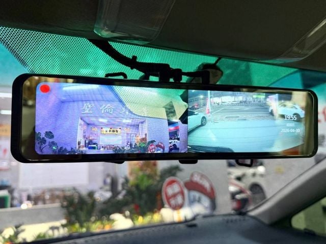 『WISH E版』｜免鑰匙｜摸門解鎖｜定速巡航｜循跡防滑｜影音安卓機｜Apple Carplay｜恆溫空調  第18張相片
