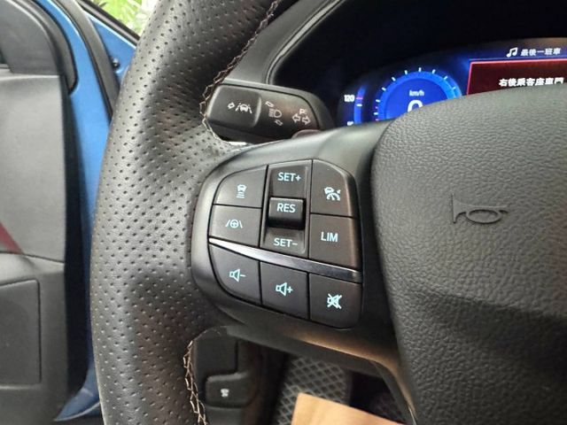 『Focus ST WAGON』RECARO賽車椅｜ACC跟車｜摸門解鎖｜免鑰匙｜Apple Carplay｜盲點偵測｜  第13張相片
