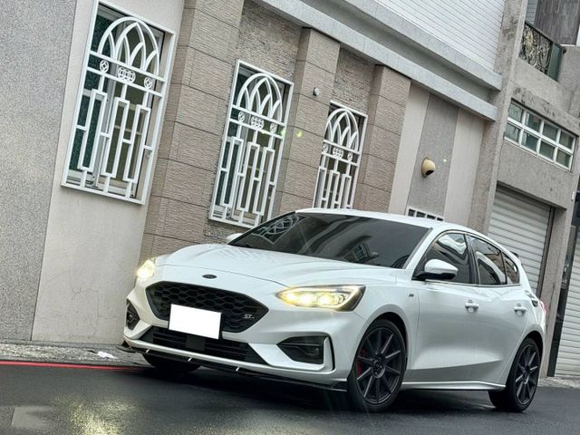 『 Focus ST-Line Lommel X』｜Acc跟車｜免鑰匙｜Carplay｜盲點偵測｜B&O音響｜  第2張相片