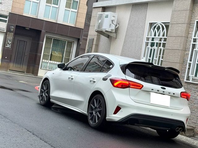 『 Focus ST-Line Lommel X』｜Acc跟車｜免鑰匙｜Carplay｜盲點偵測｜B&O音響｜  第3張相片