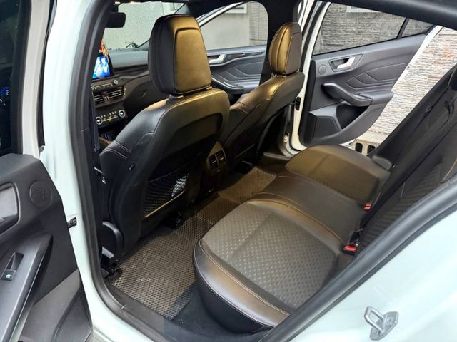 『 Focus ST-Line Lommel X』｜Acc跟車｜免鑰匙｜Carplay｜盲點偵測｜B&O音響｜  第6張相片
