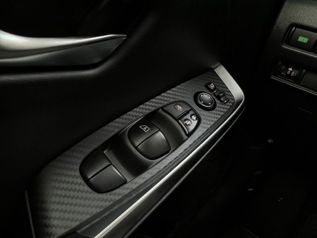 『SENTRA 尊爵智駕版』｜ACC跟車｜摸門解鎖｜免鑰匙｜影音主機｜Apple Carplay｜盲點偵測｜抬頭顯示器  第16張相片