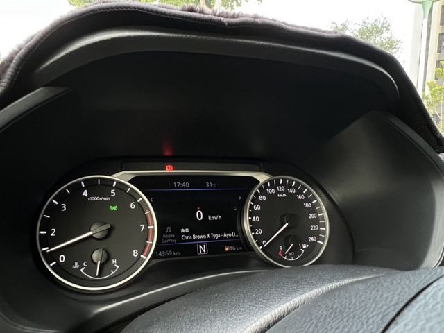『SENTRA 尊爵智駕版』｜ACC跟車｜摸門解鎖｜免鑰匙｜影音主機｜Apple Carplay｜盲點偵測｜抬頭顯示器  第20張相片
