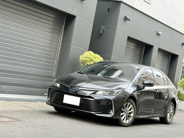 『ALTIS 油電尊爵版』｜ACC跟車｜摸門解鎖｜免鑰匙啟動｜影音安機｜倒車顯影|盲點偵測  第2張相片