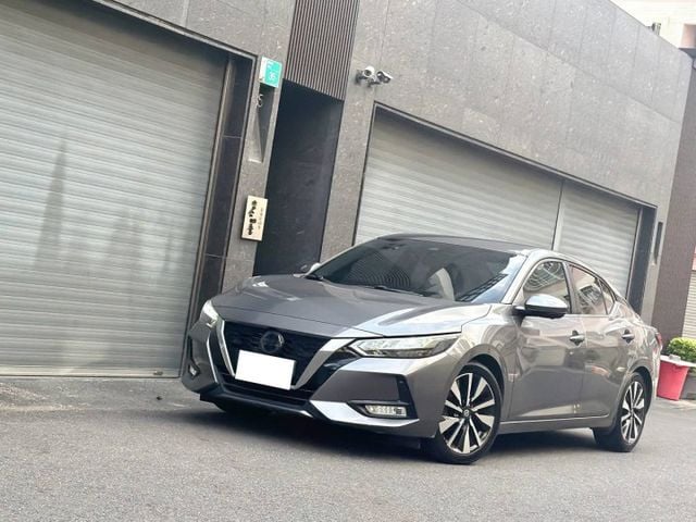 『SENTRA 尊爵智駕版』｜ACC跟車｜摸門解鎖｜免鑰匙｜影音主機｜Apple Carplay｜盲點偵測｜360環景  第2張相片