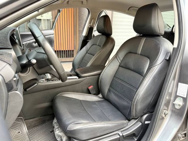 『SENTRA 尊爵智駕版』｜ACC跟車｜摸門解鎖｜免鑰匙｜影音主機｜Apple Carplay｜盲點偵測｜360環景  第5張相片