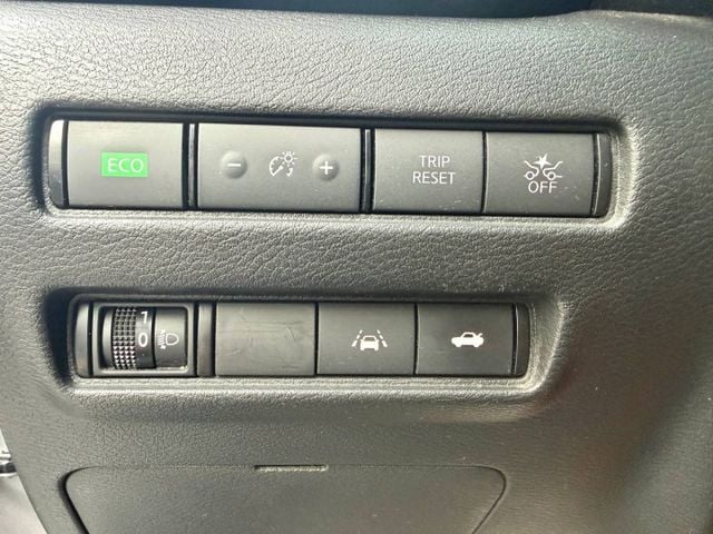 『SENTRA 尊爵智駕版』｜ACC跟車｜摸門解鎖｜免鑰匙｜影音主機｜Apple Carplay｜盲點偵測｜360環景  第12張相片