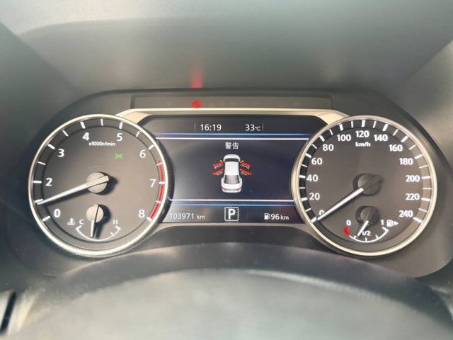 『SENTRA 尊爵智駕版』｜ACC跟車｜摸門解鎖｜免鑰匙｜影音主機｜Apple Carplay｜盲點偵測｜360環景  第15張相片