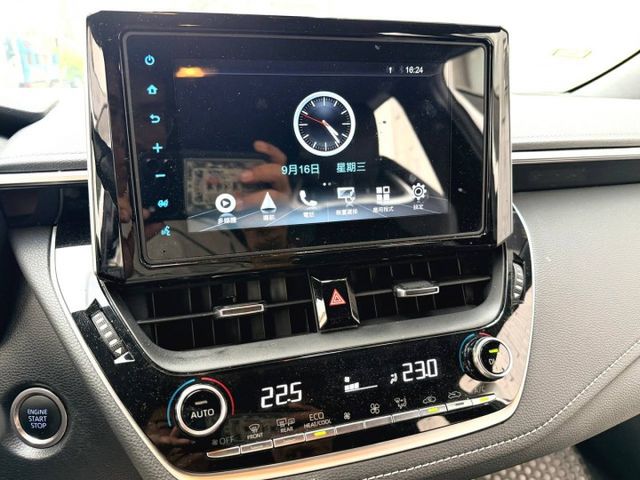 『COROLLA SPORT 旗艦版』｜ACC跟車｜摸門解鎖｜免鑰匙啟動｜影音主機｜盲點偵測｜抬頭顯示器  第7張相片