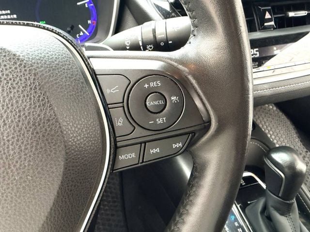 『COROLLA SPORT 旗艦版』｜ACC跟車｜摸門解鎖｜免鑰匙啟動｜影音主機｜盲點偵測｜抬頭顯示器  第13張相片