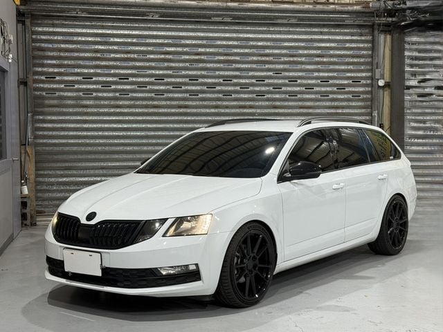 SKODA司科達 OCTAVIA COMBI  第1張相片