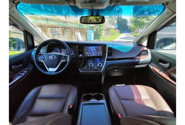 TOYOTA SIENNA 3.5 Limited  第4張相片