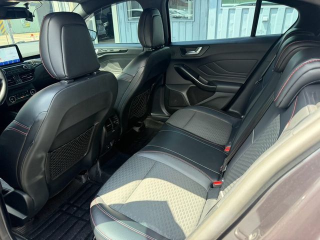 FORD福特 FOCUS  第6張相片