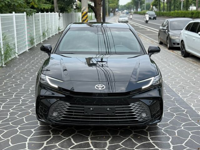 TOYOTA豐田 CAMRY  第3張相片